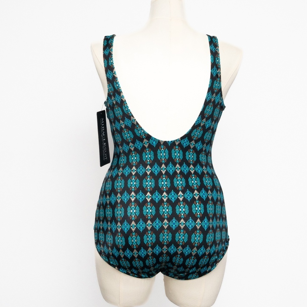 Miraclesuit Amarna Criss Cross Escape One Piece‎ Swimsuit - Picture 5 of 12